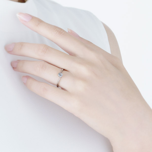 安くコスパ良いS字デザインの婚約指輪